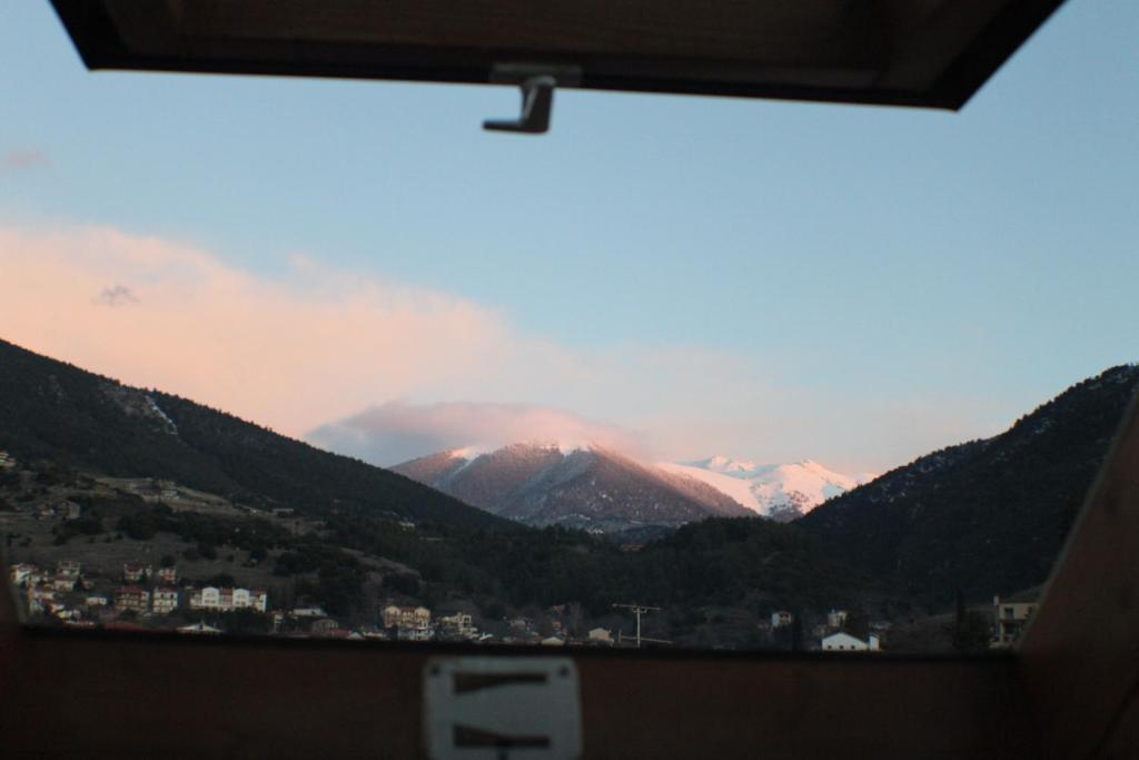 Tzovolos Apartments Kalavryta Pokoj fotografie